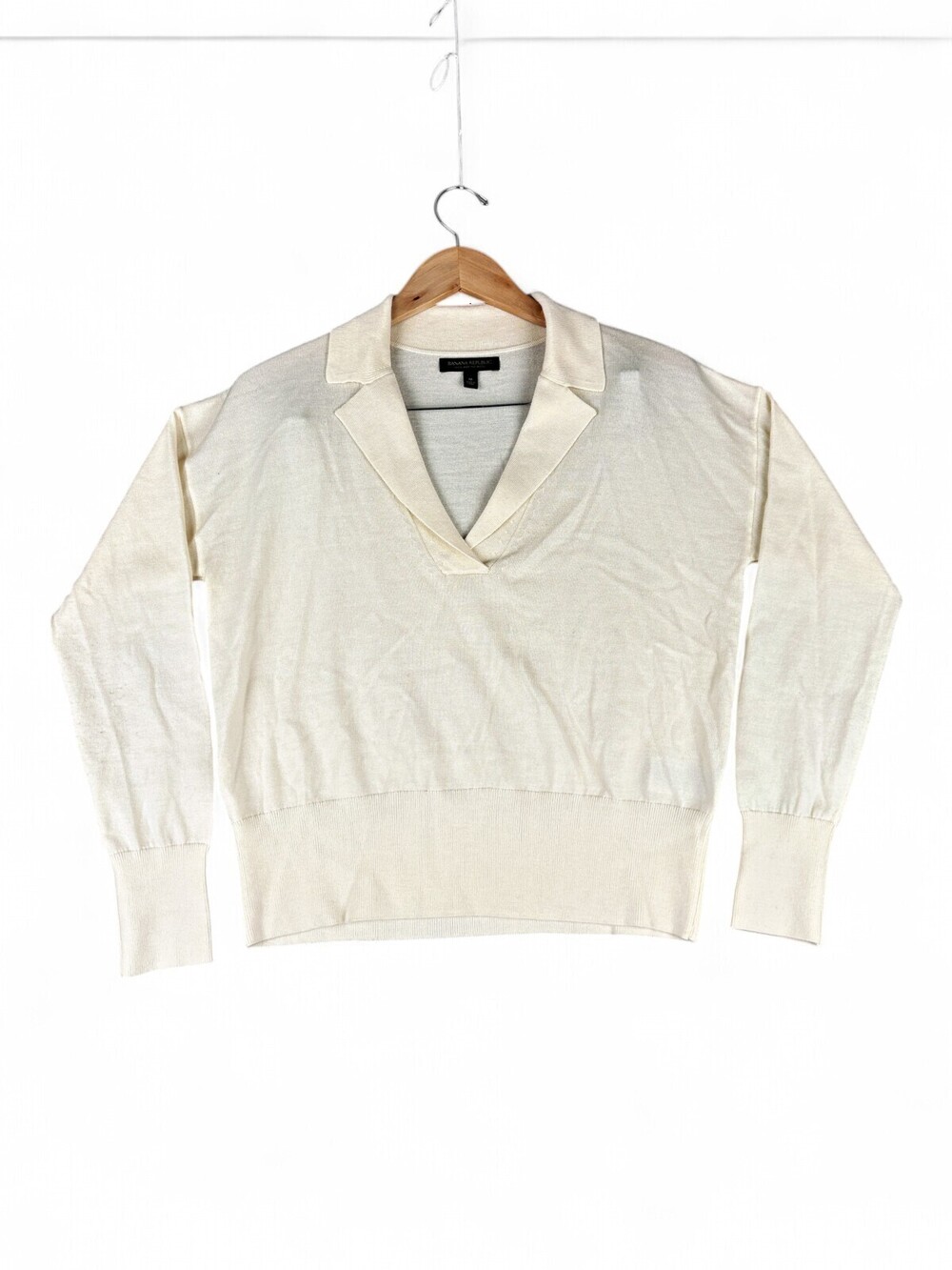 Banana Republic Cream Collared V-Neck Sweater Top M